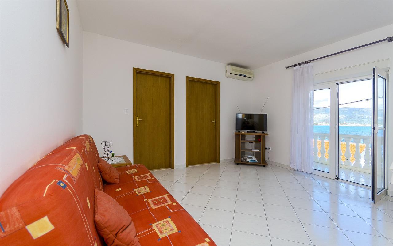Apartments Krusica Трогир Экстерьер фото
