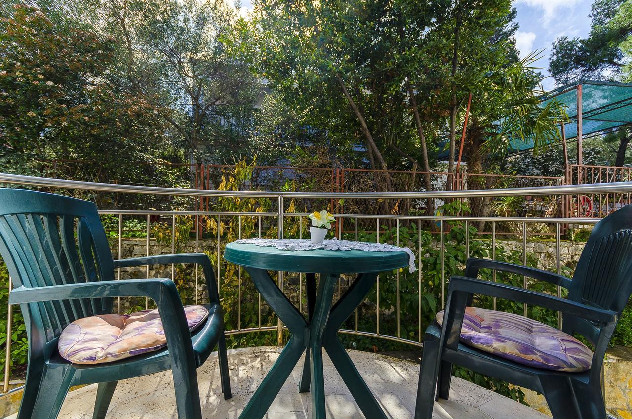 Apartments Krusica Трогир Экстерьер фото