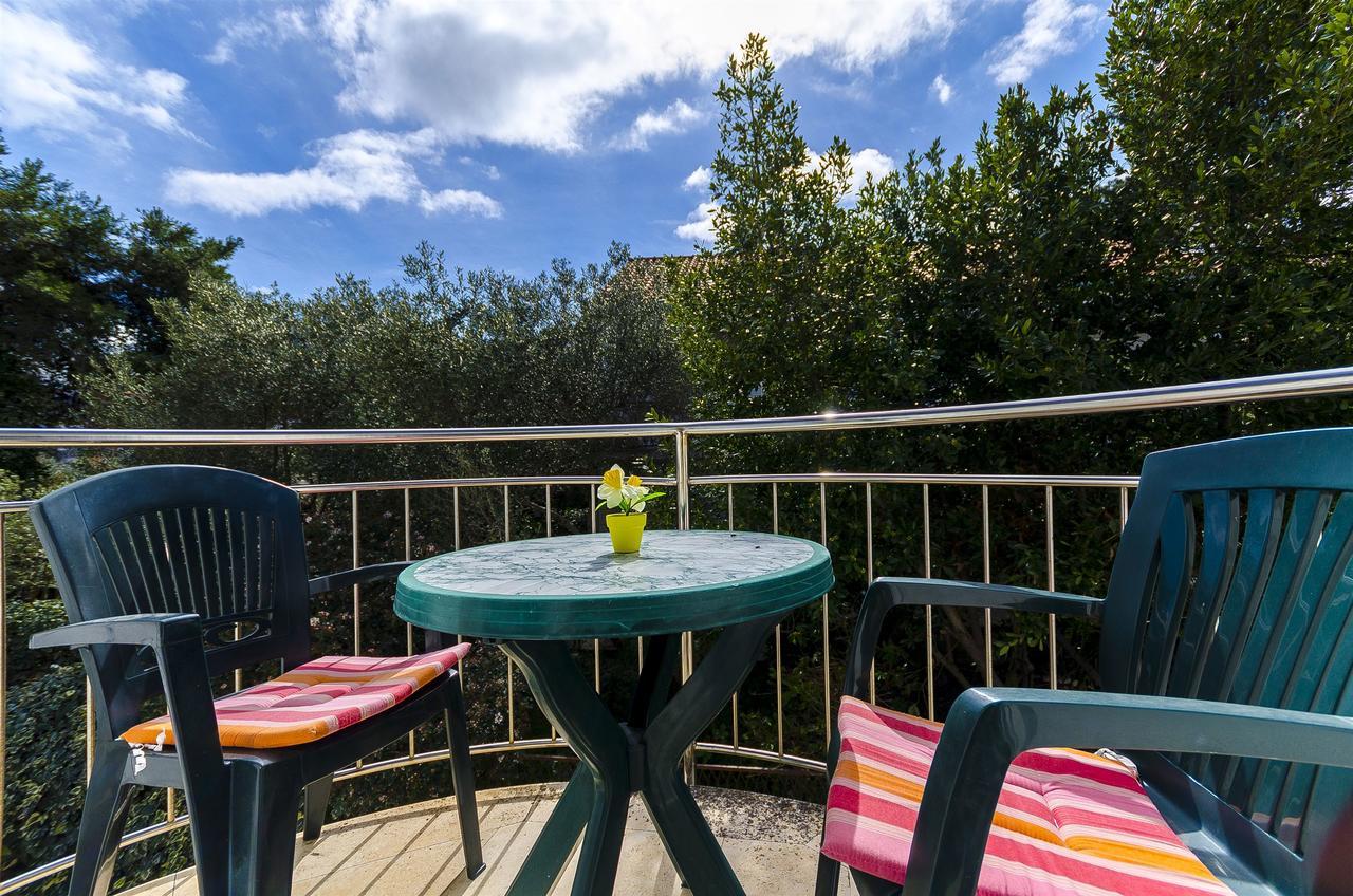 Apartments Krusica Трогир Экстерьер фото
