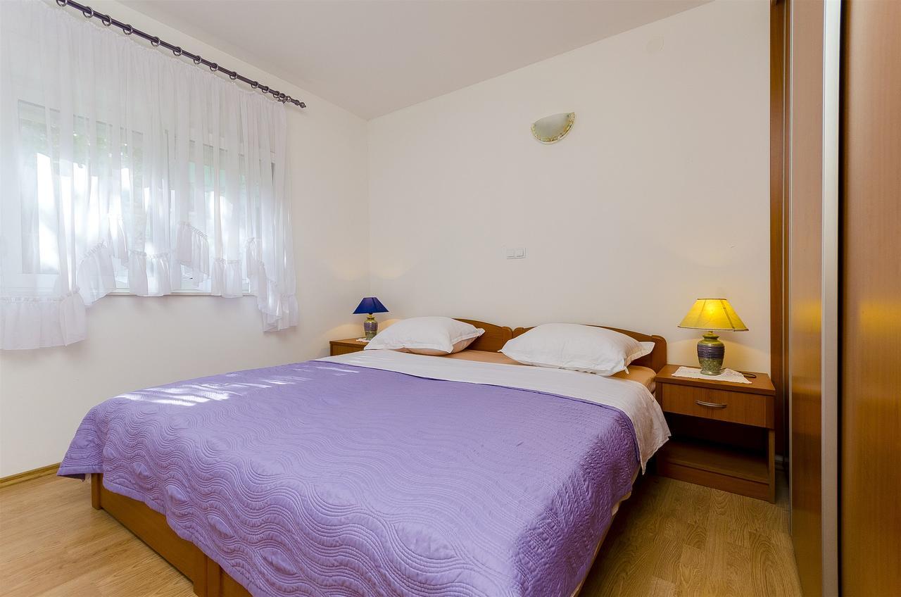 Apartments Krusica Трогир Экстерьер фото