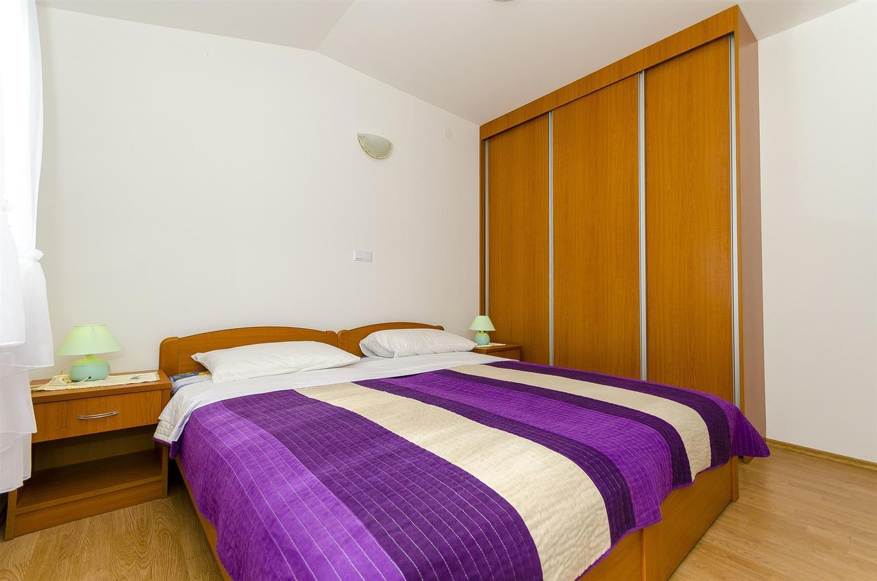 Apartments Krusica Трогир Экстерьер фото