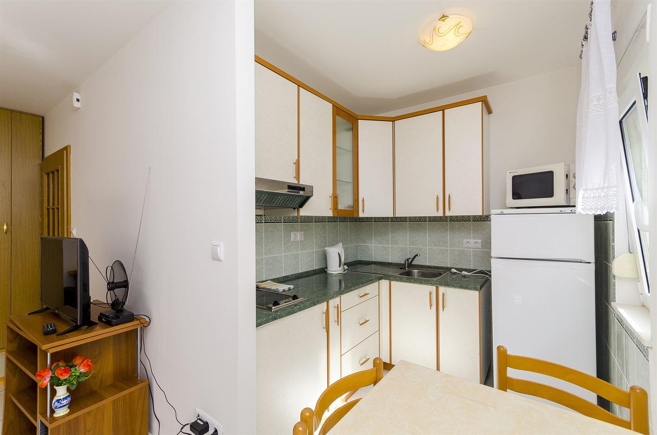 Apartments Krusica Трогир Экстерьер фото