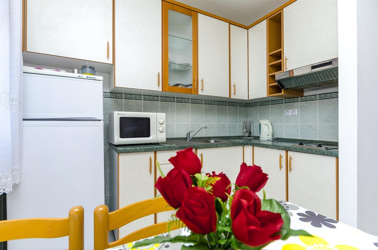 Apartments Krusica Трогир Экстерьер фото