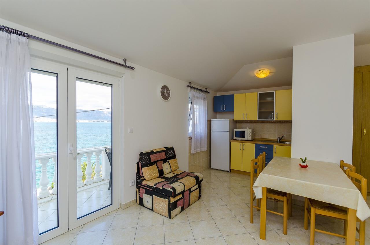 Apartments Krusica Трогир Экстерьер фото